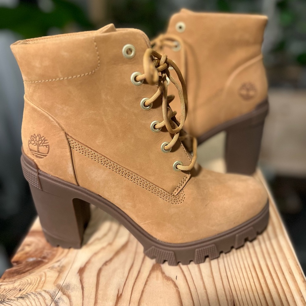 NEW WOMEN'S TIMBERLAND ALLINGTON HEIGHTS 6 INCH BOOTS